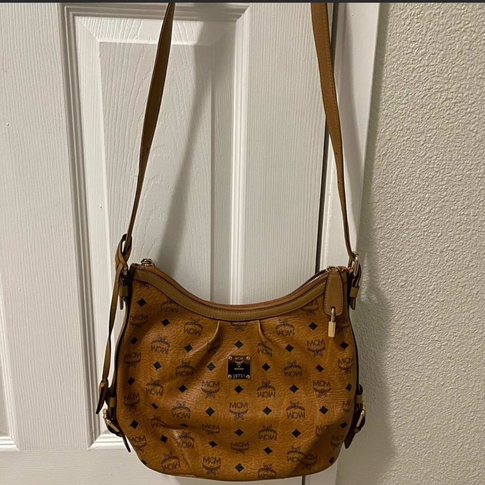 Authentic mcm Vicetos crossbody